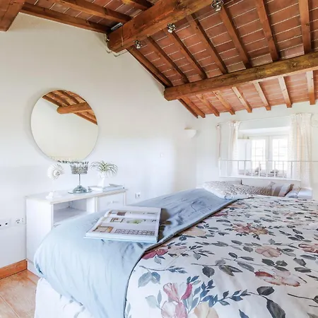 Tuscan Embrace